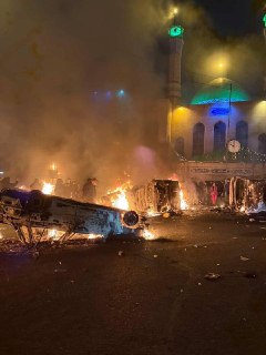 В Тегеране подожгли мечеть