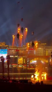 Традиции и кино: огненные танцы в Китае и трейлер «Аватара 3»